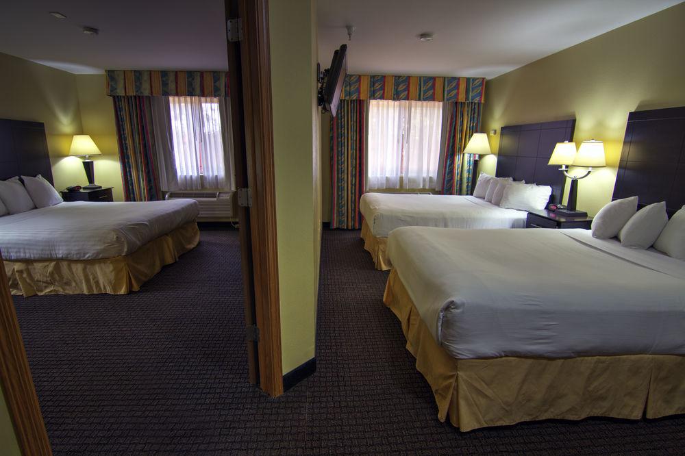 Best Western Lakewinds Ludington Ngoại thất bức ảnh