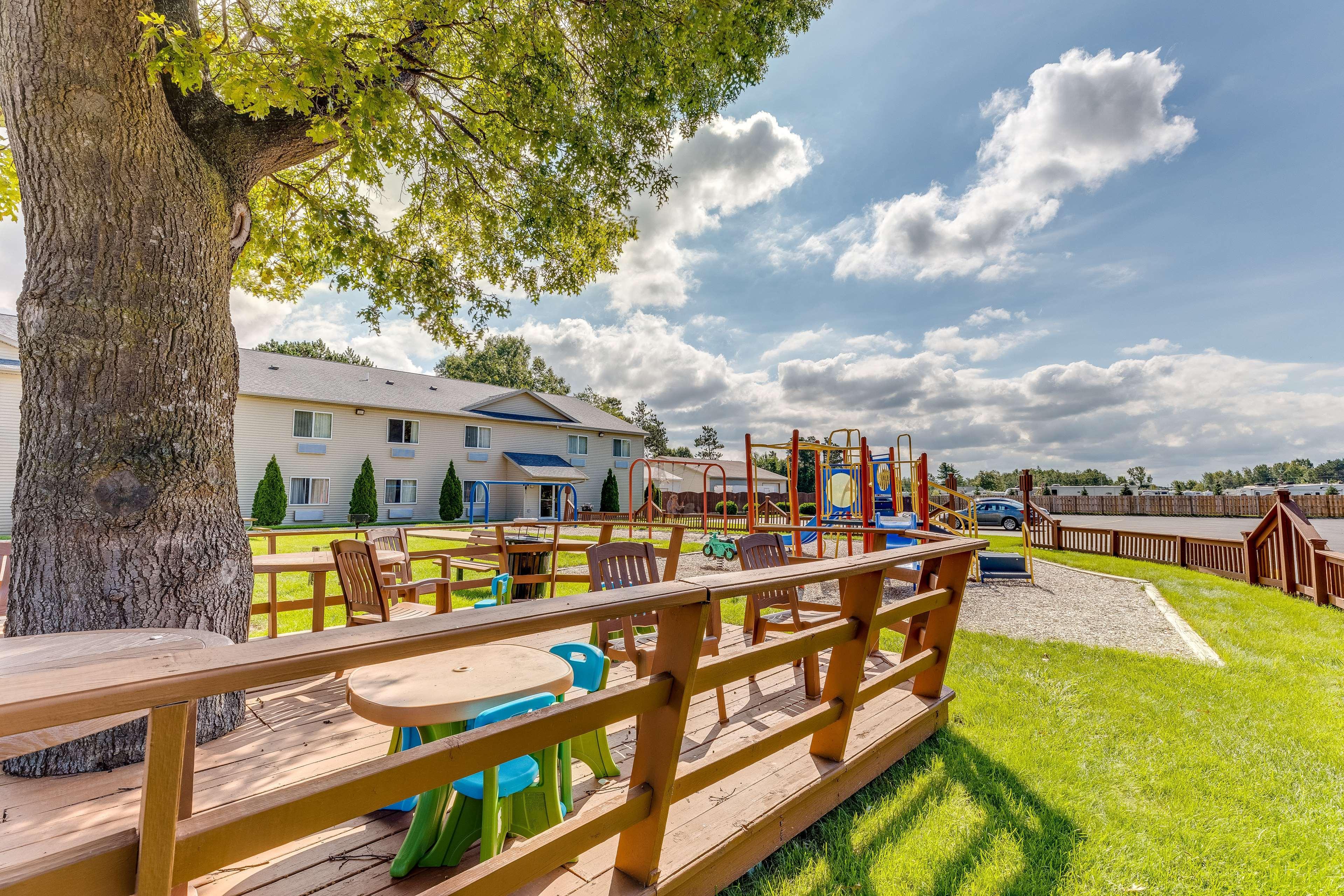 Best Western Lakewinds Ludington Ngoại thất bức ảnh