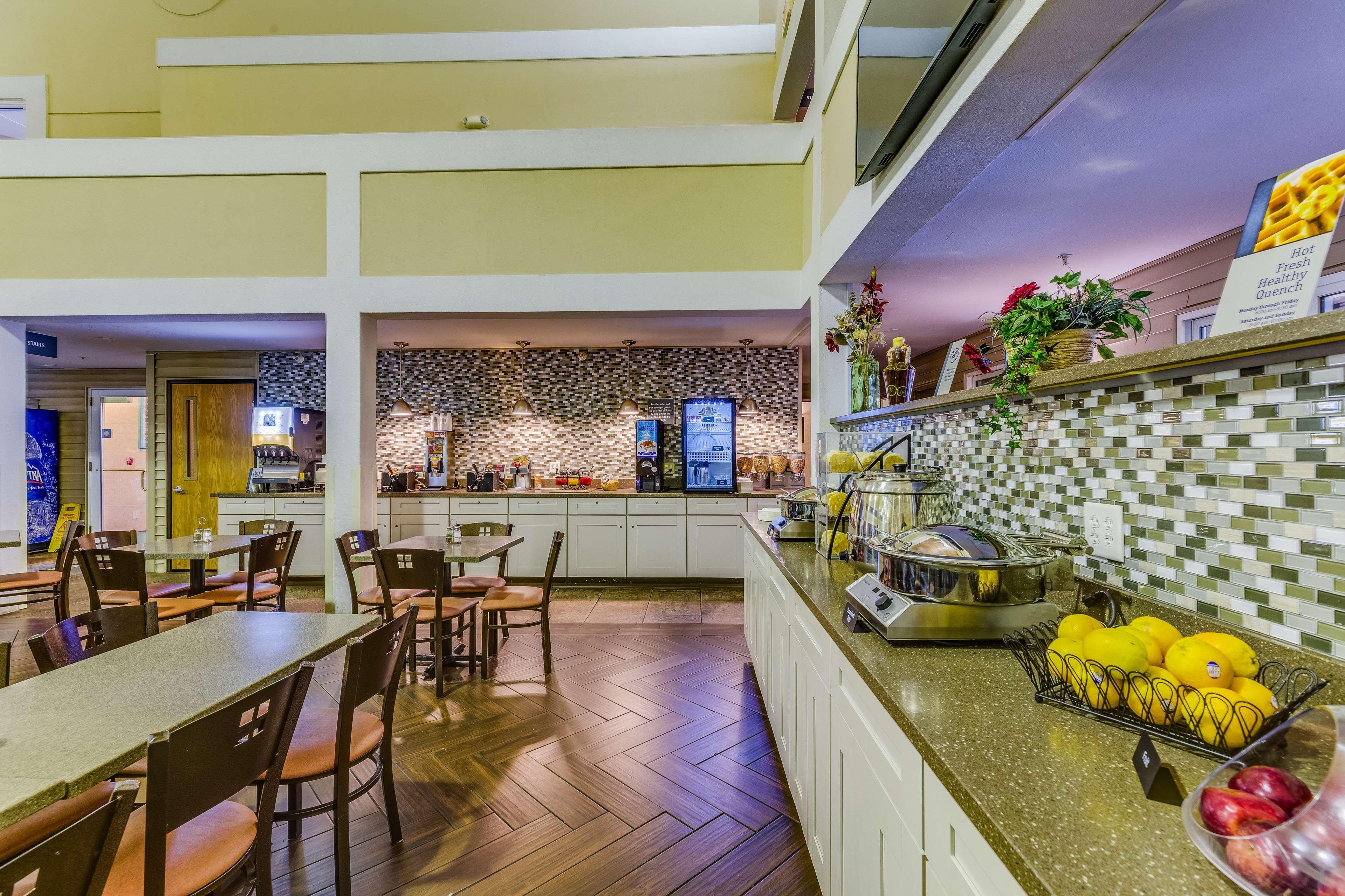 Best Western Lakewinds Ludington Ngoại thất bức ảnh