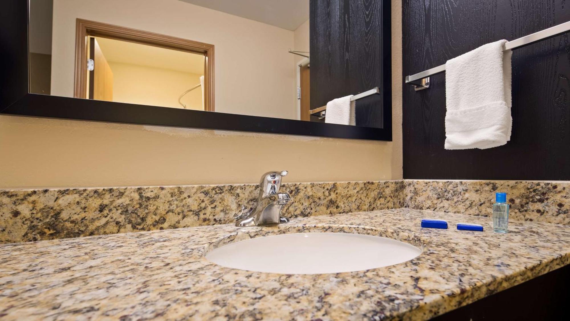 Best Western Lakewinds Ludington Ngoại thất bức ảnh