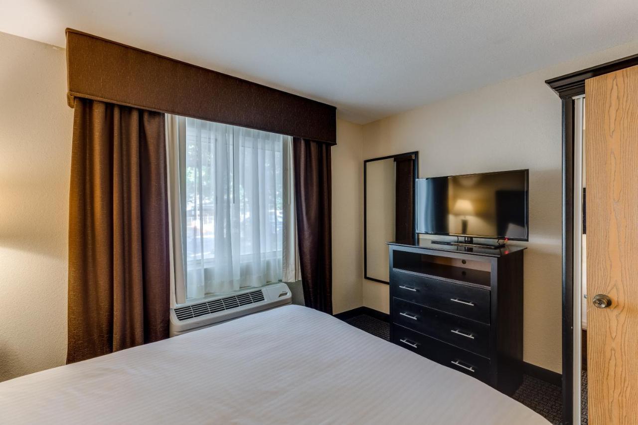 Best Western Lakewinds Ludington Ngoại thất bức ảnh